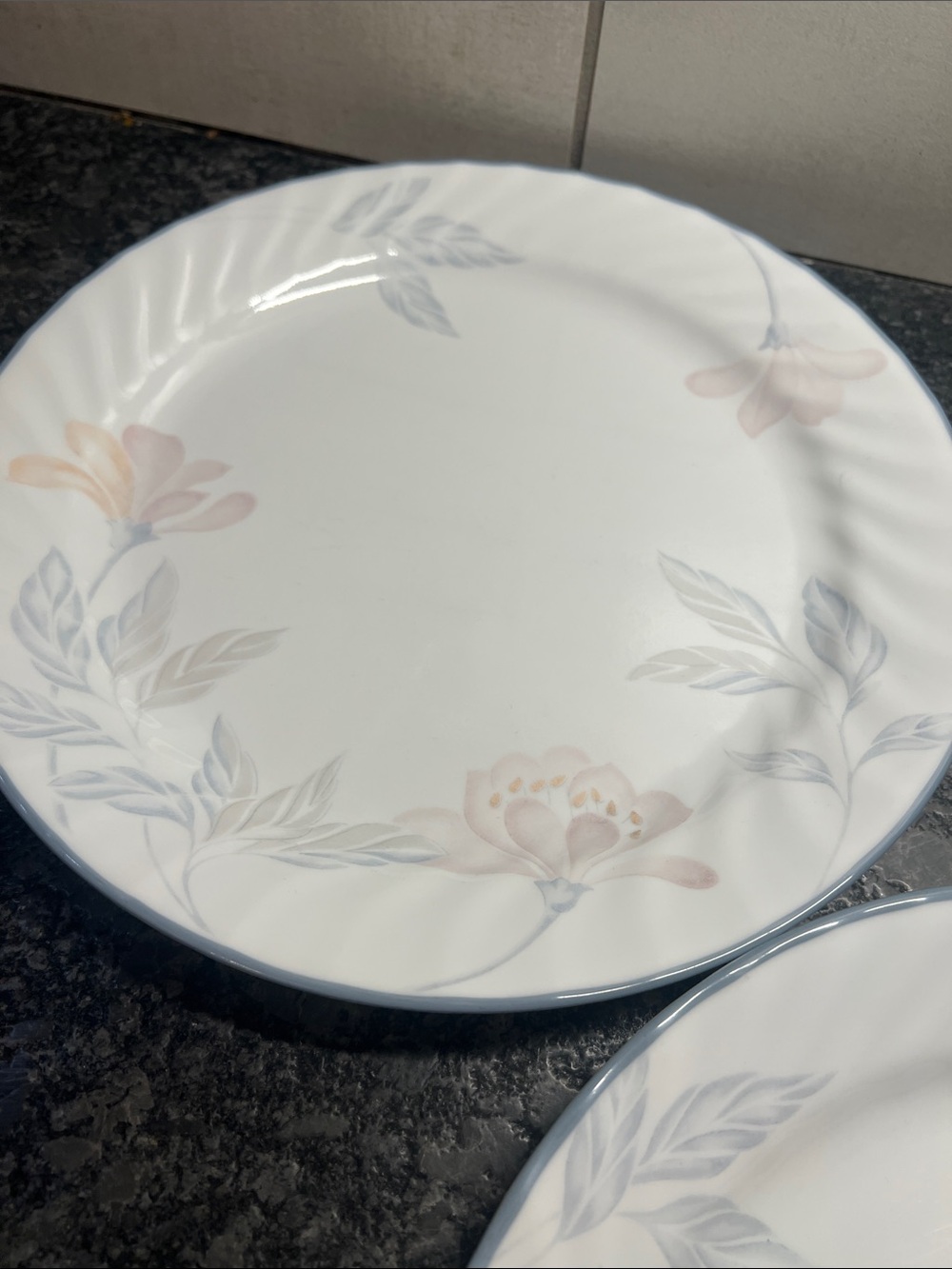 Set of 2 Corelle Impressions Pink Trio Dinner Plates - great condition